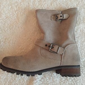H&M Divided Suede Boots